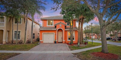 Villa for sale in West Palm Beach, Florida
