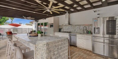 5 bedroom  Villa for sale in Miami, Florida