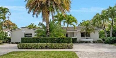 Villa for sale in Miami, United States