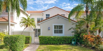 Townhouse for sale in Hollywood, United States
