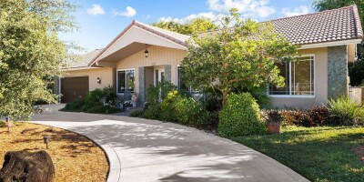 Villa for sale in Plantation, Florida