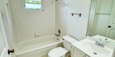 3 bedroom  Townhouse for sale in Palm Beach Gardens, Florida