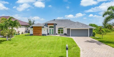 Villa for sale in Cape Coral, Florida