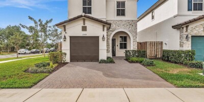 4 bedroom  Villa for sale in North Miami, United States