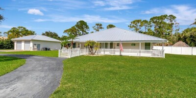 Villa for sale in Lake Worth, Florida