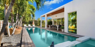Villa for sale in Miami Beach, Florida