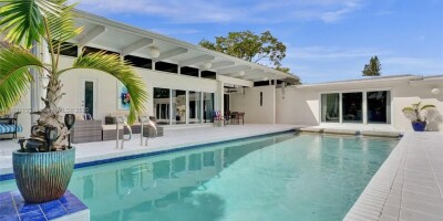 4 bedroom  Villa for sale in Hollywood, Florida