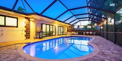 7 bedroom  Villa for sale in Hollywood, Florida