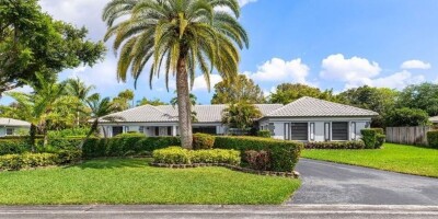 5 bedroom  Villa for sale in Coral Springs, United States