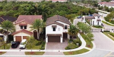 6 room  House for sale in Northwest 103rd Avenue, 8774, Doral, Florida