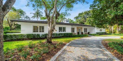 Villa for sale in Coral Gables, United States