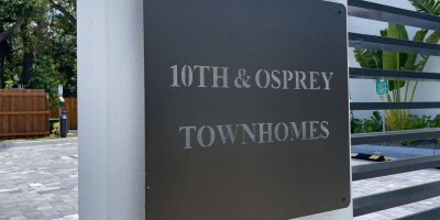 2 bedroom  Townhouse for sale in Sarasota, Florida