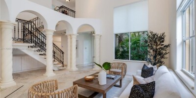 Villa for sale in Miami, Florida