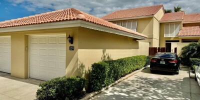 Townhouse for sale in Palm Beach Gardens, Florida