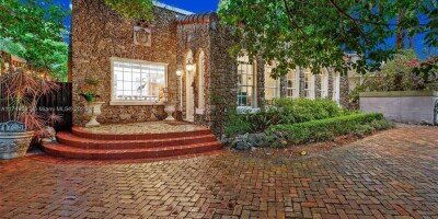 4 bedroom  Villa for sale in Miami, Florida