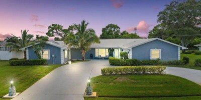 5 bedroom  Villa for sale in Port Saint Lucie, Florida