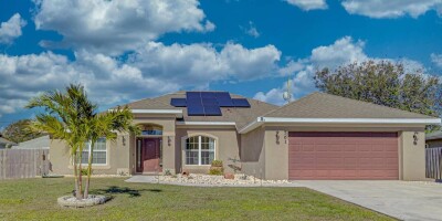 4 bedroom  Villa for sale in Port Saint Lucie, Florida