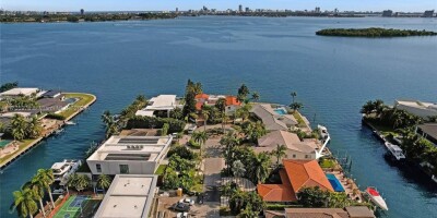 5 bedroom  Villa for sale in North Miami, United States