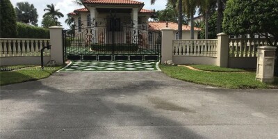 Villa for sale in Kendall West, Florida